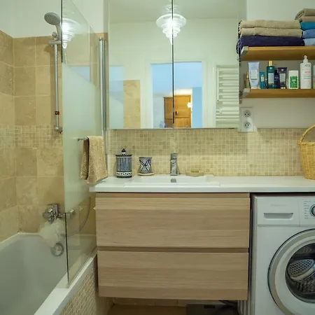 Apartment ✹ For 4 People With A Nice Terrace ✹ Paris
